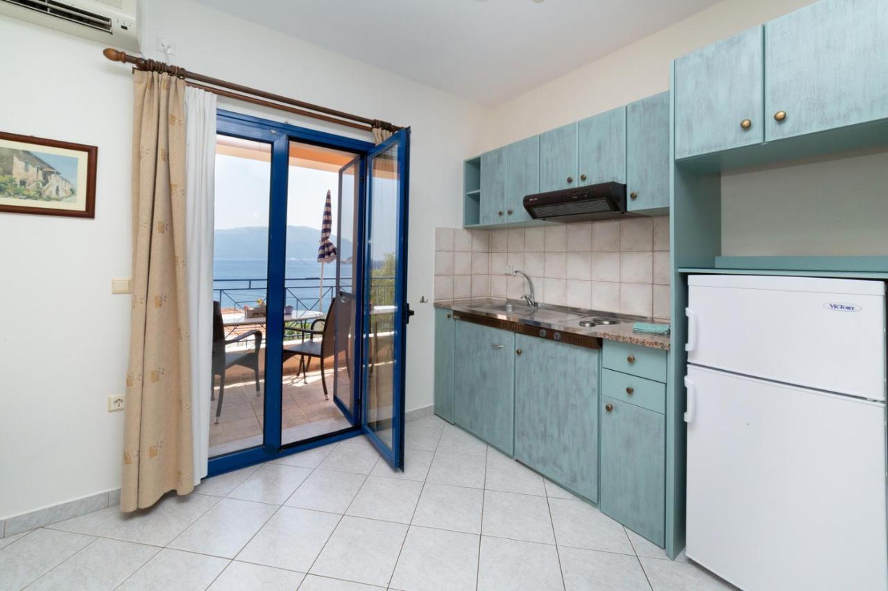 Natassa Apartments Ajía Effimía Kültér fotó