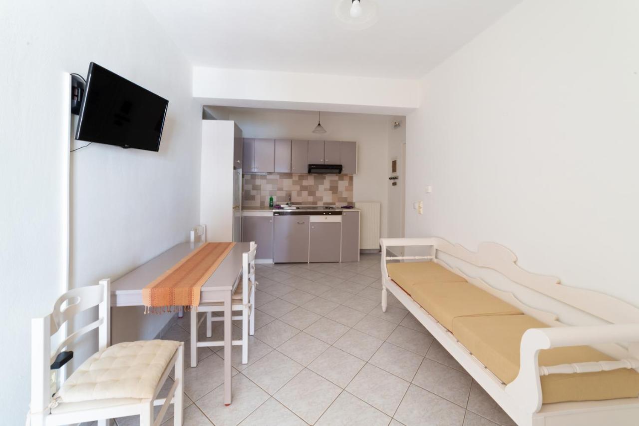 Natassa Apartments Ajía Effimía Kültér fotó