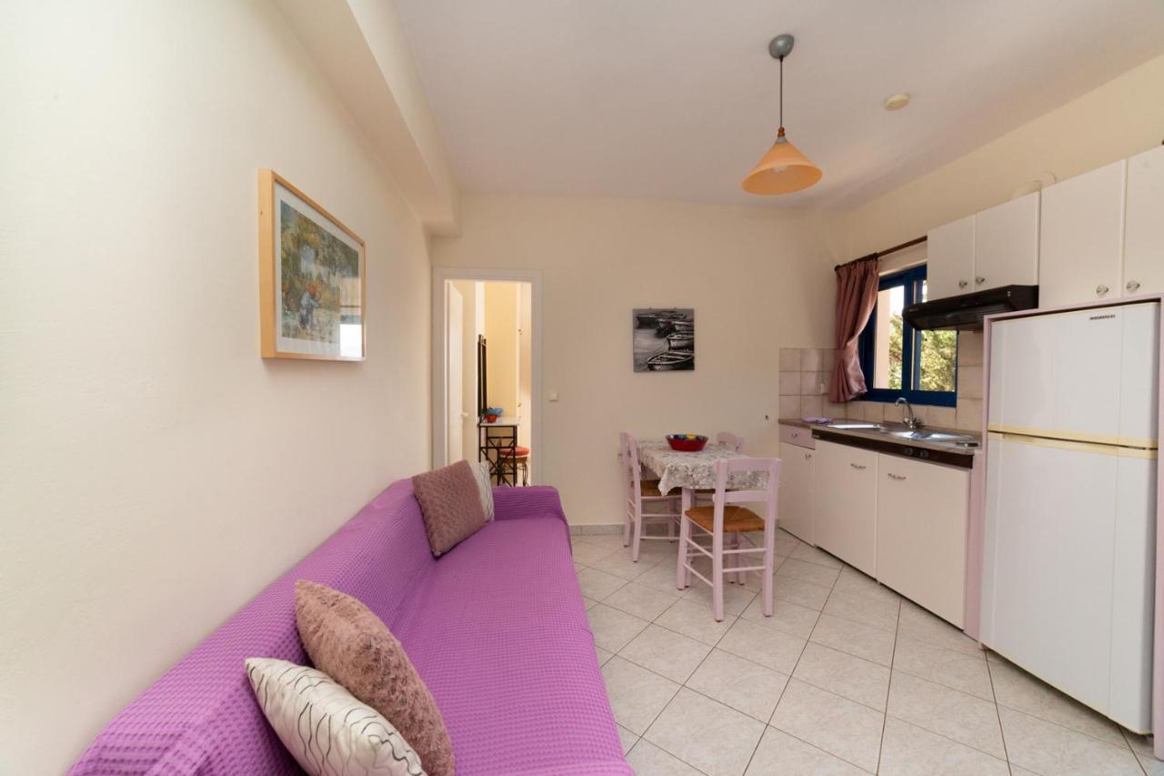 Natassa Apartments Ajía Effimía Kültér fotó