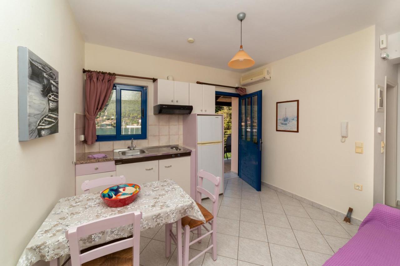 Natassa Apartments Ajía Effimía Kültér fotó