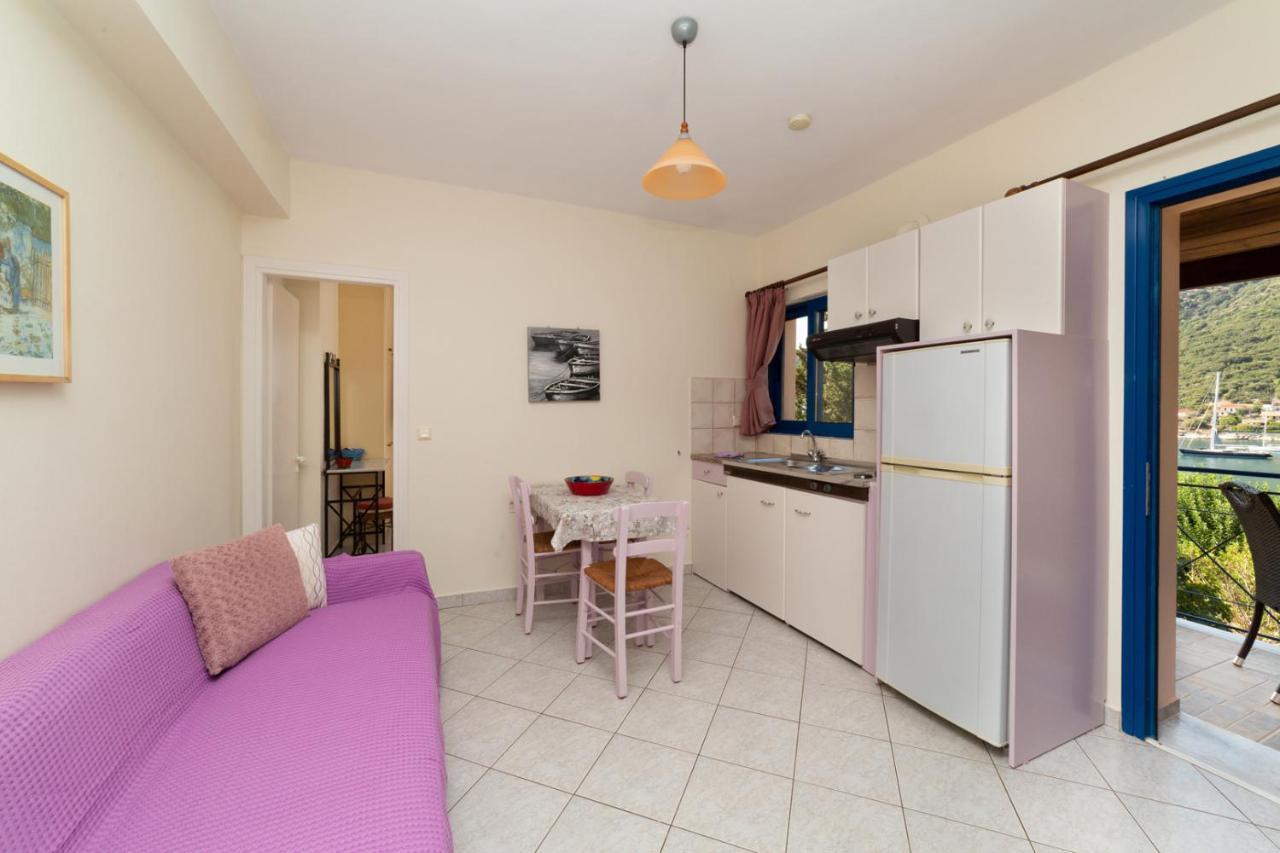 Natassa Apartments Ajía Effimía Kültér fotó