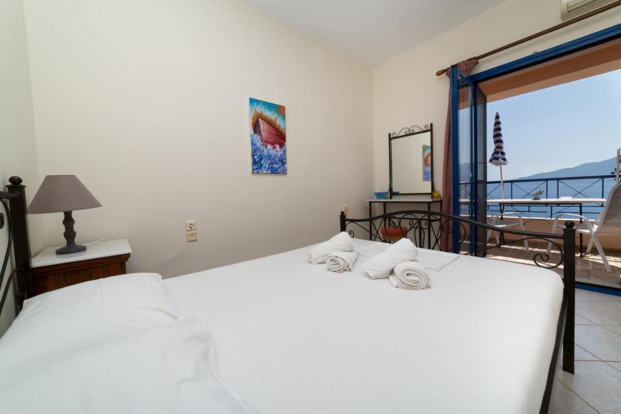Natassa Apartments Ajía Effimía Kültér fotó
