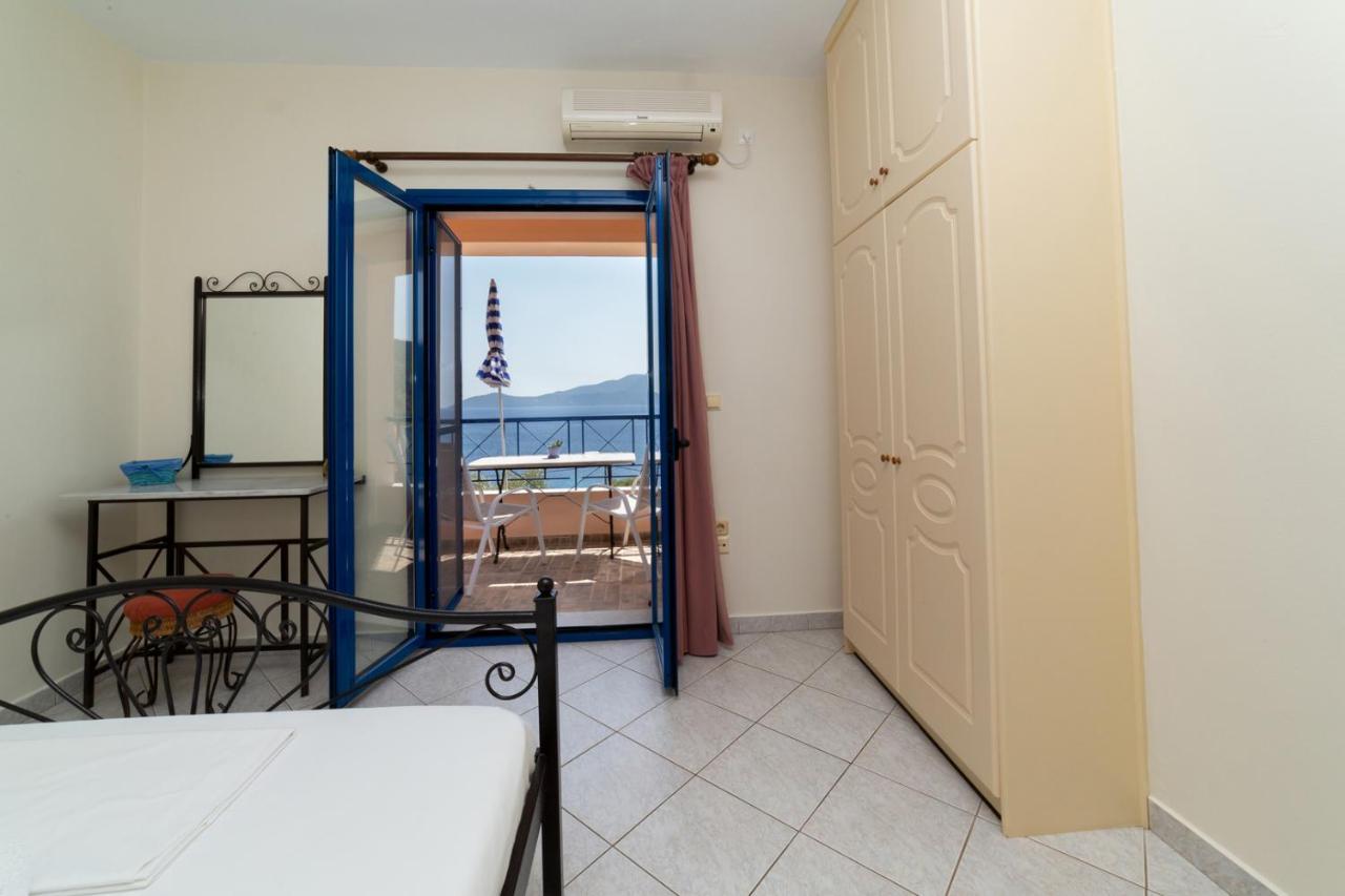 Natassa Apartments Ajía Effimía Kültér fotó