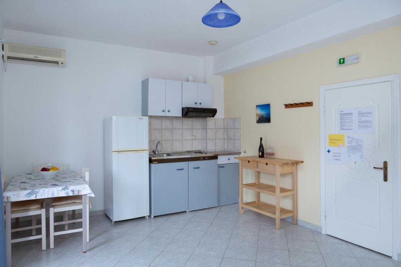 Natassa Apartments Ajía Effimía Kültér fotó