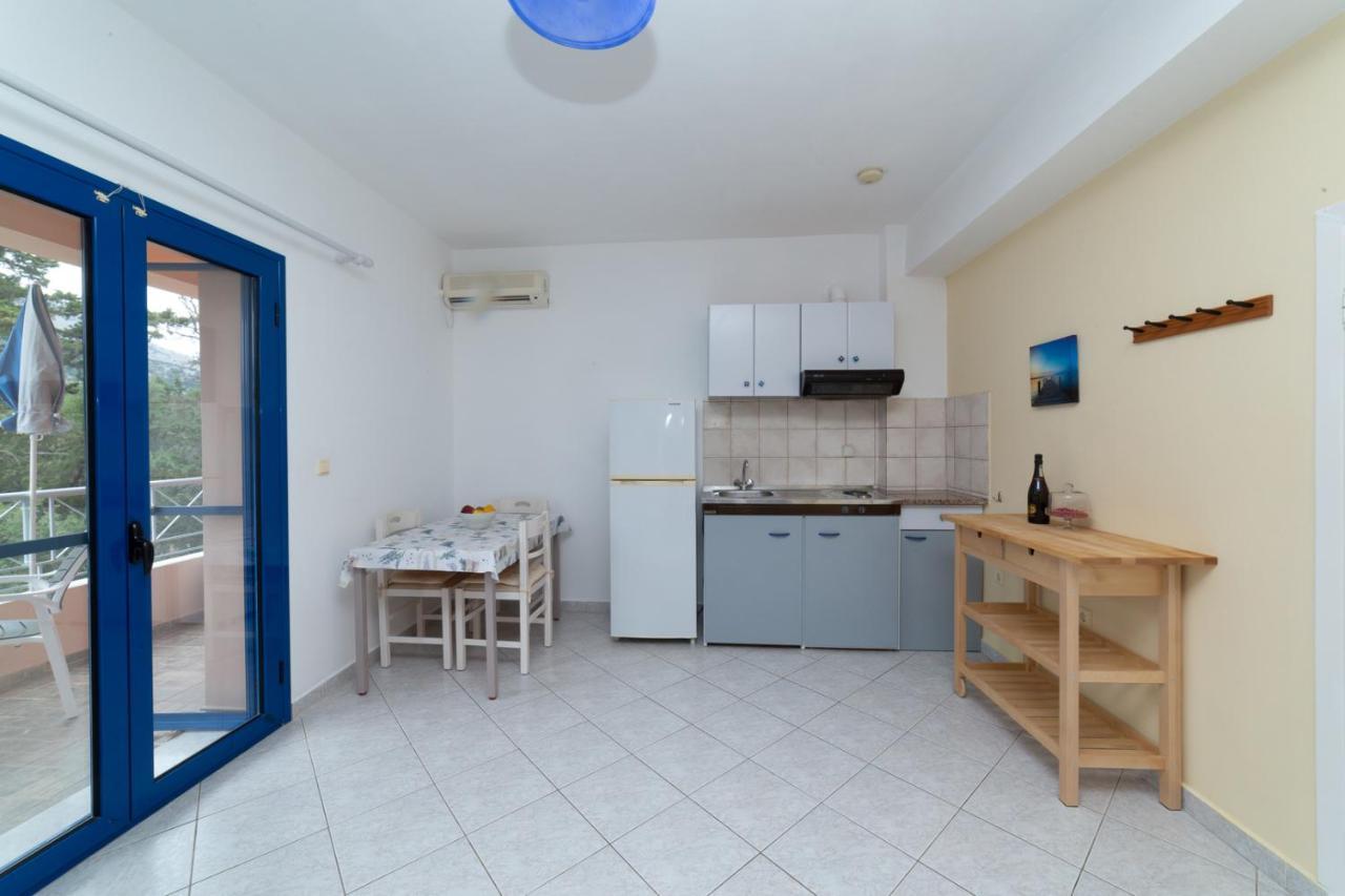 Natassa Apartments Ajía Effimía Kültér fotó